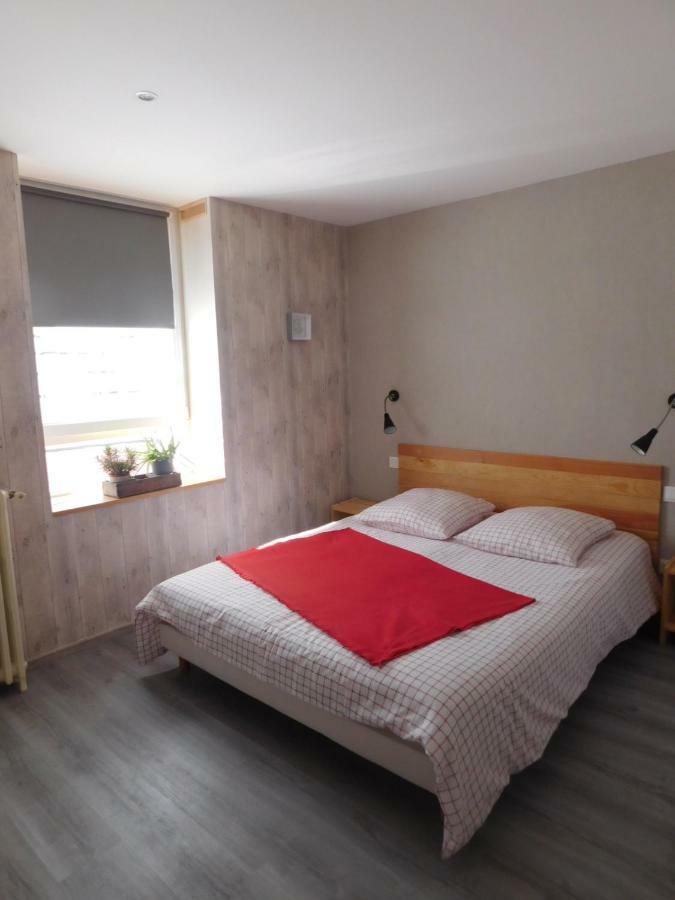 Monts Et Reves Bed & Breakfast Ramonchamp Exterior photo